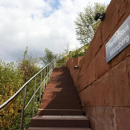 Muenzberg 度假居 特里费尔斯山麓安韦勒