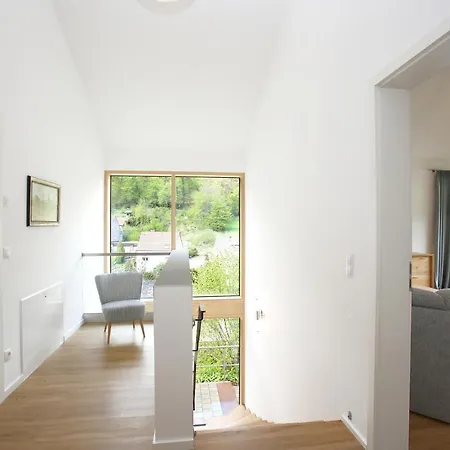 度假居 Muenzberg 特里费尔斯山麓安韦勒